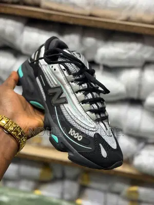 New Balance 1000