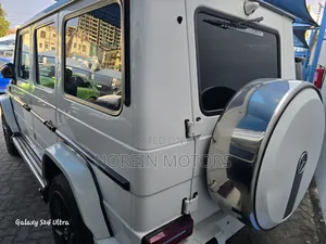 Mercedes-Benz G-Class 2019 White