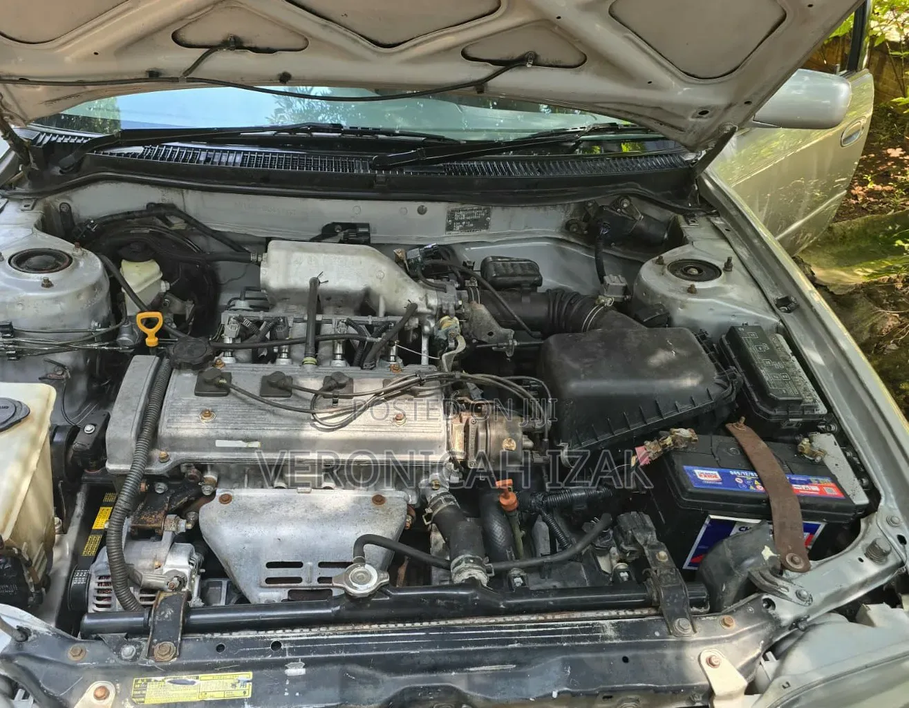 Toyota Corolla 1997 Silver