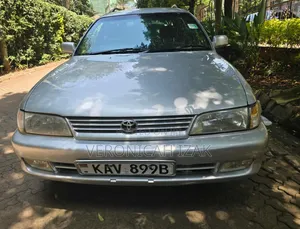 Toyota Corolla 1997 Silver