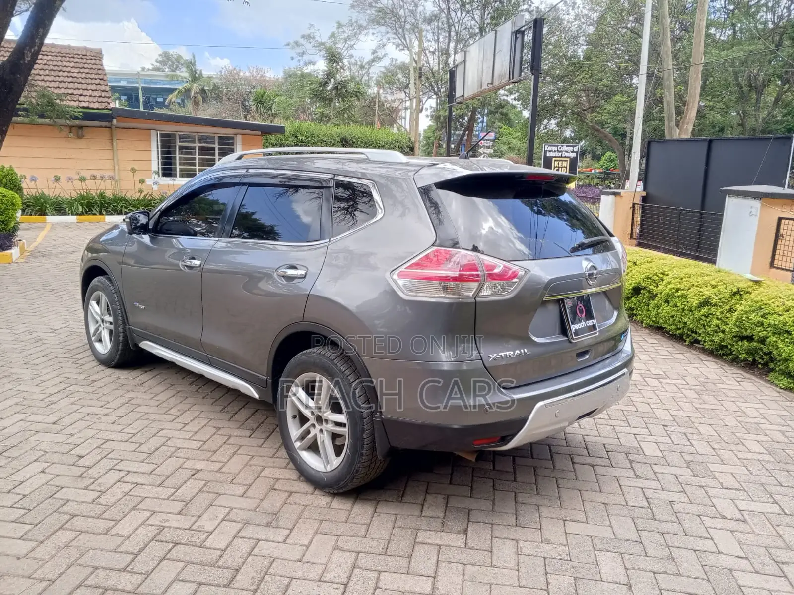 Nissan X-Trail 2016 Gray