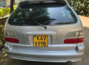 Toyota Corolla 1997 Silver