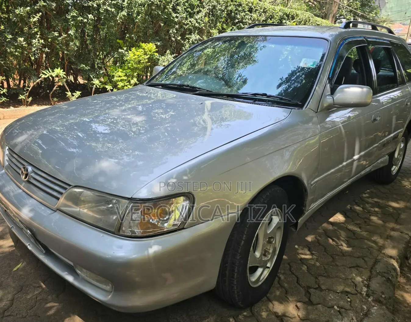 Toyota Corolla 1997 Silver