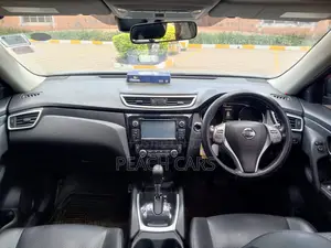 Nissan X-Trail 2016 Gray
