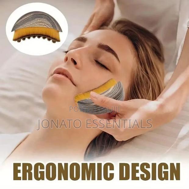 Lymphatic Drainage Face Contour Brush for Glowing Sculpted Skin - thumbnail 4