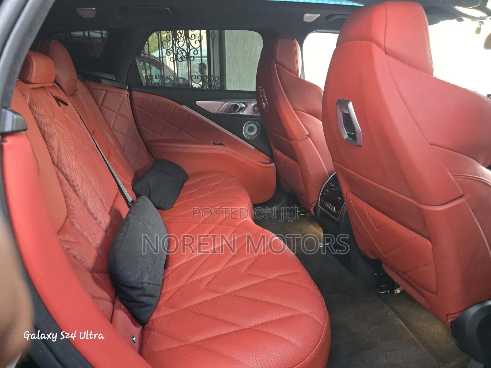 BMW XM Label Red Sports Activity Vehicle 2025 Gray