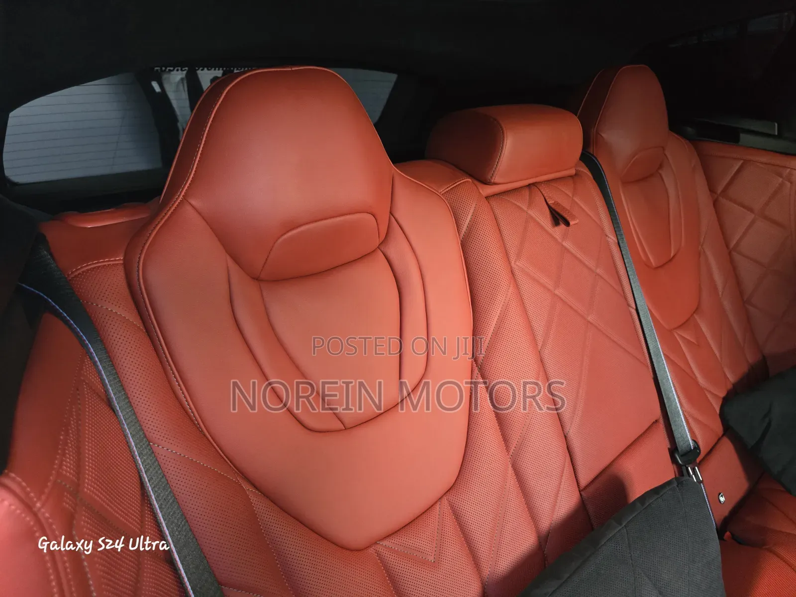 BMW XM Label Red Sports Activity Vehicle 2025 Gray