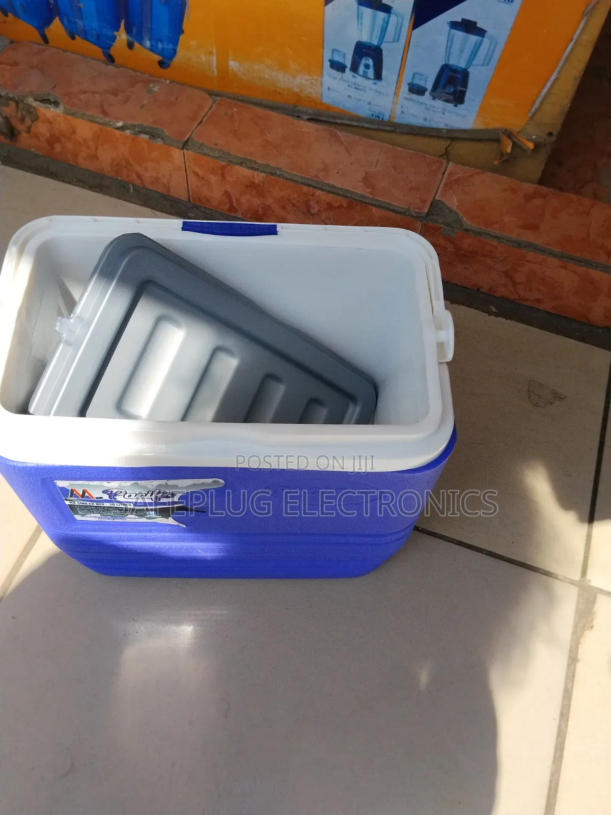 10L Pacific Ice Cooler Box