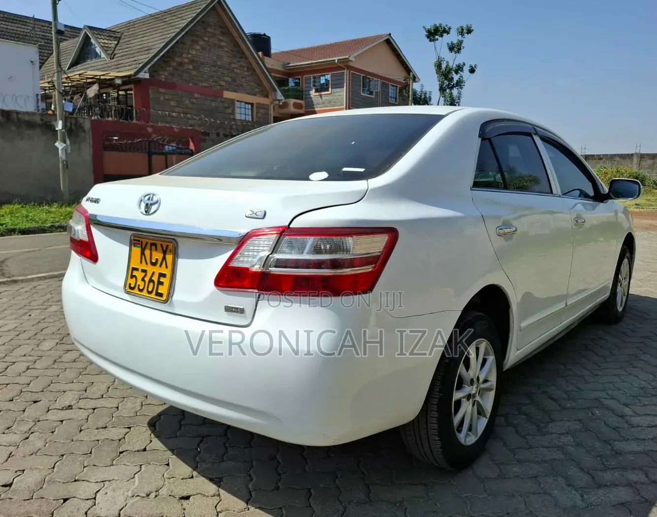 Toyota Premio 2012 White