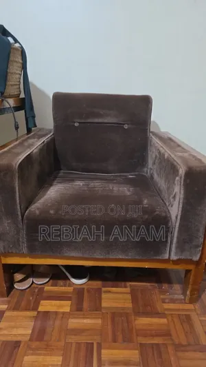 2 Single Sofa