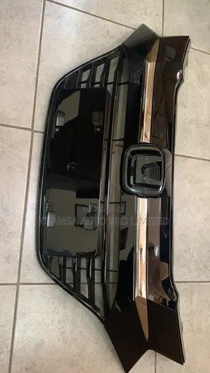 Honda Vezel Grille