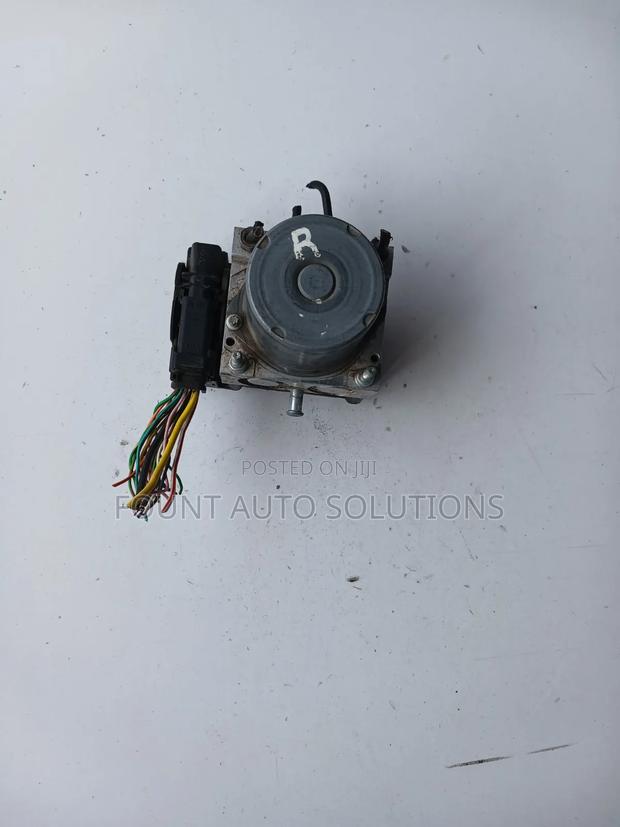 ABS Pump Nissan Dualis 2010