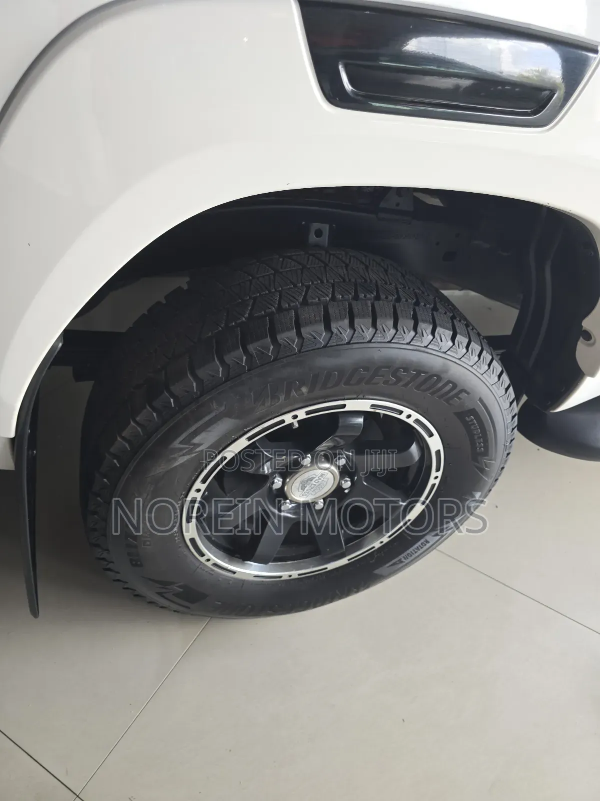 Toyota Hilux 2022 Off white