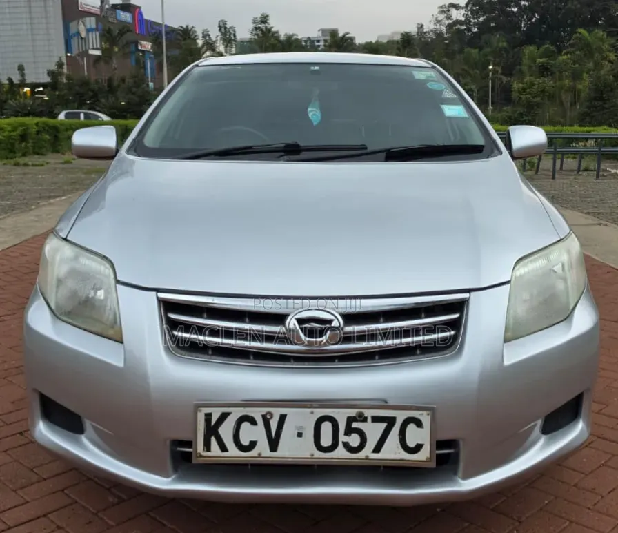 Toyota Axio 2012 Silver