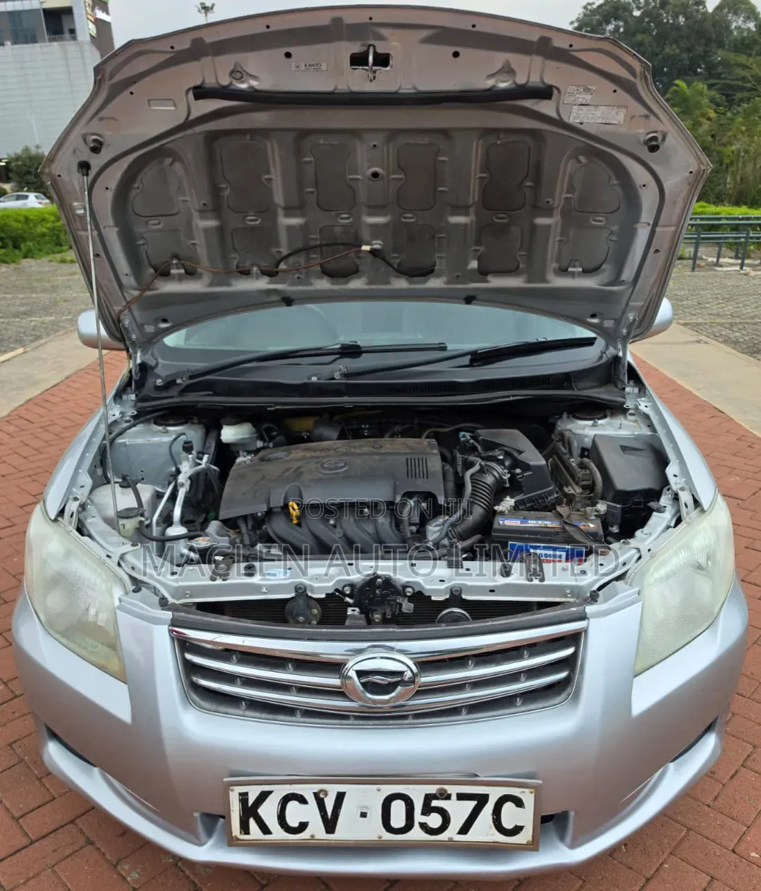 Toyota Axio 2012 Silver