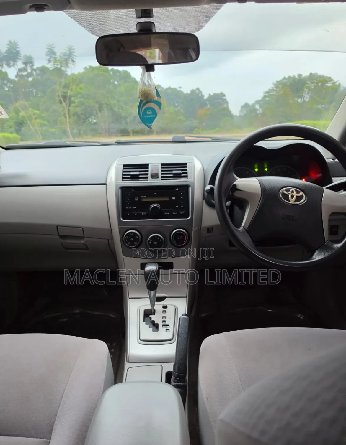 Toyota Axio 2012 Silver