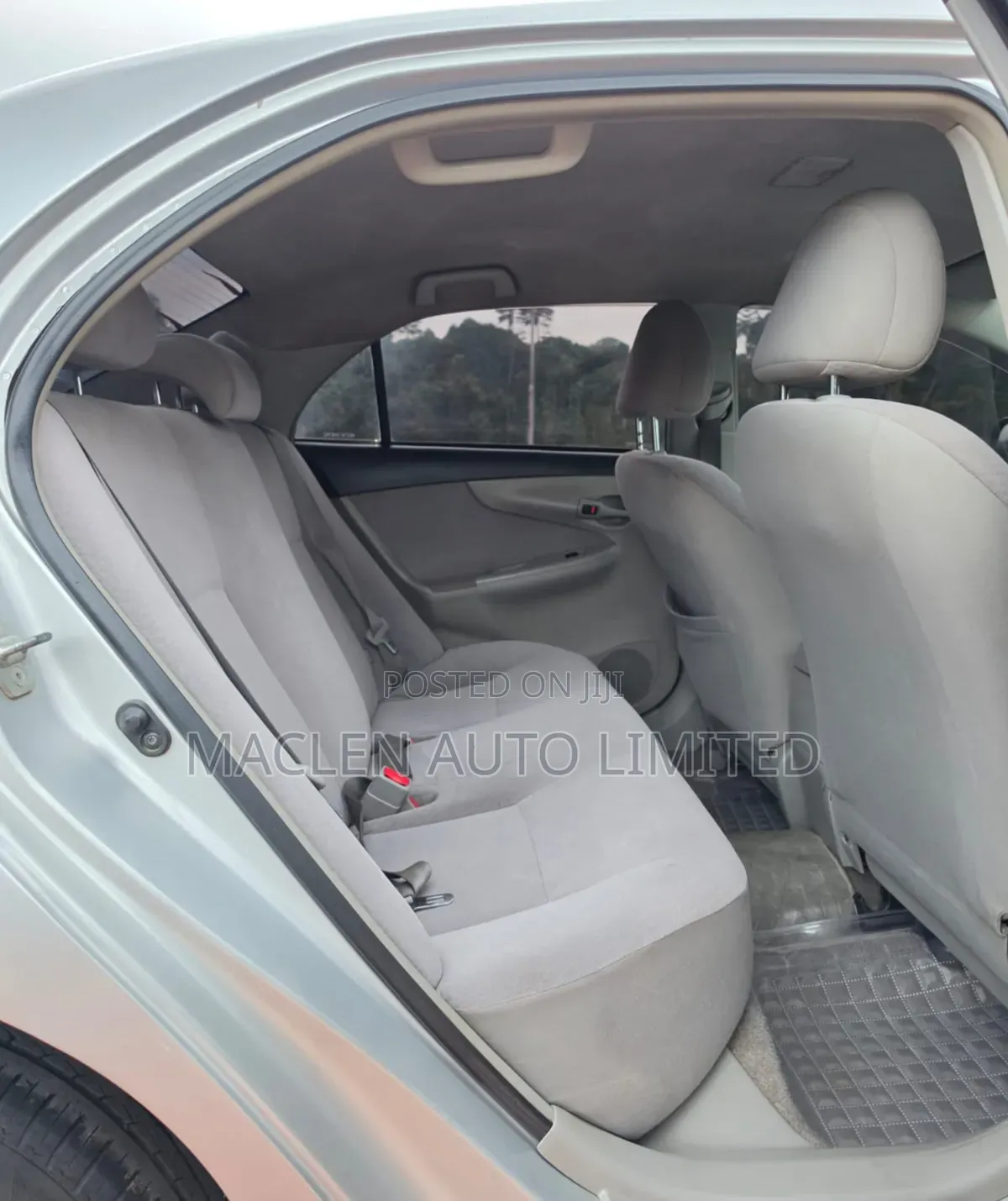 Toyota Axio 2012 Silver