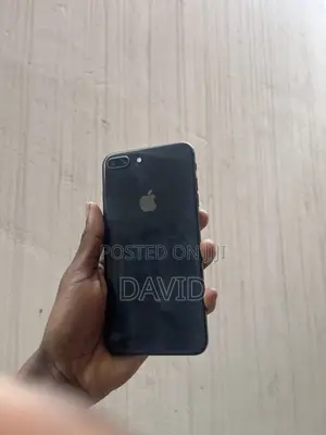 Apple iPhone 8 Plus 64 GB Black