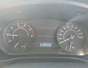 Toyota Hilux 2019 White