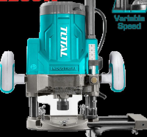 Total Router 2200W