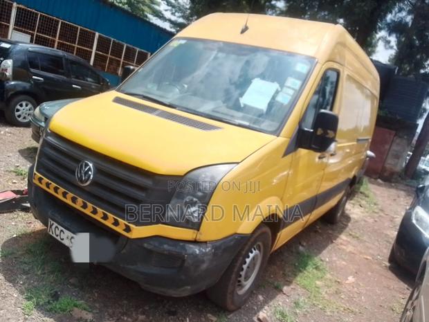 Volkswagen LT 2014 Yellow