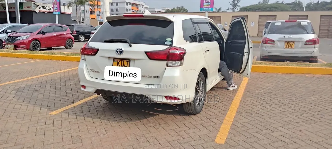 Toyota Corolla Fielder 2015 White
