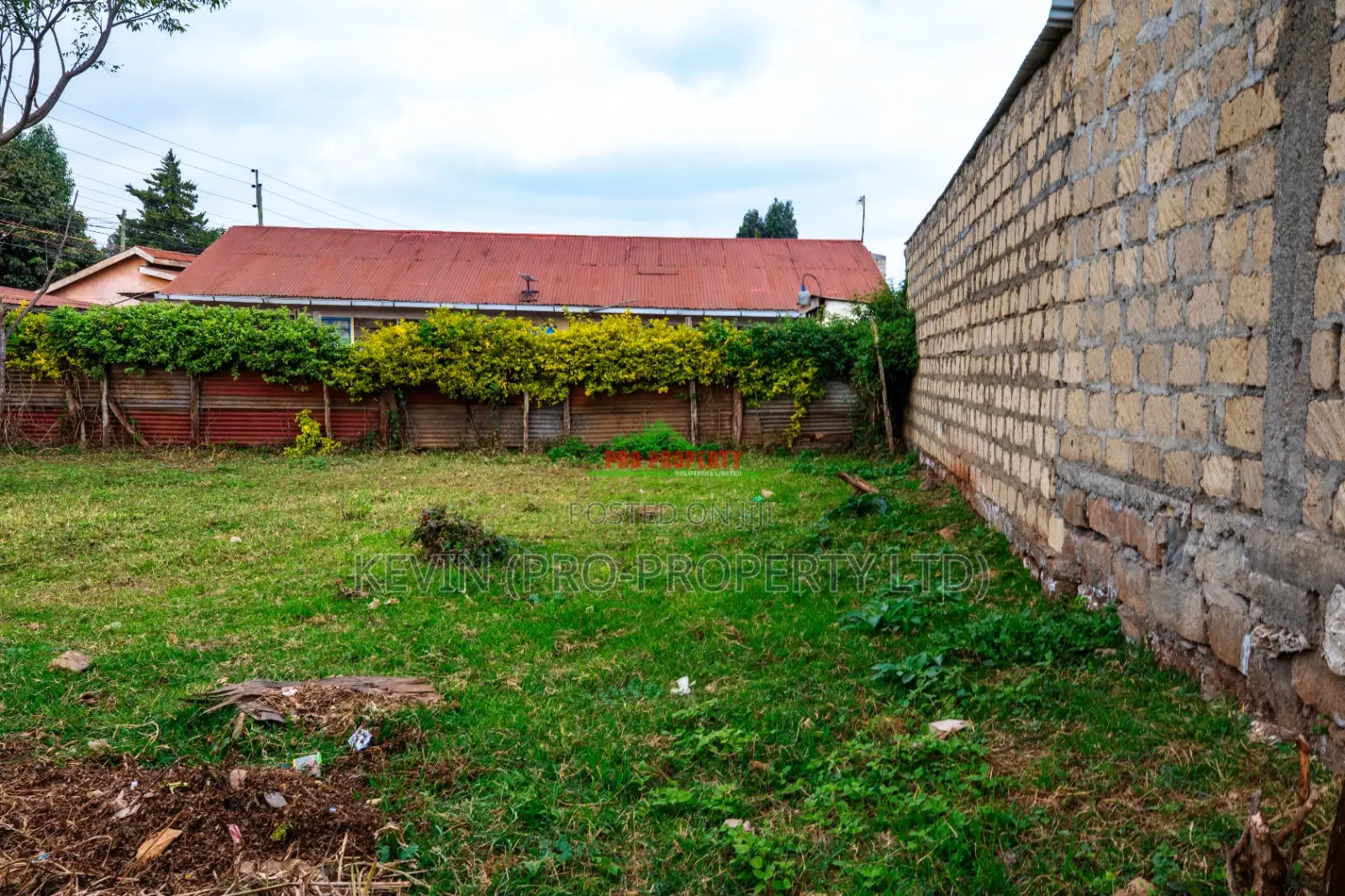 Prime Commercial Plot for Sale Fronting Tarmac in Kinoo,Muthiga