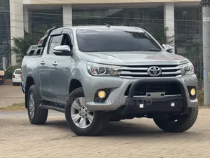 Toyota Hilux 2018 Silver