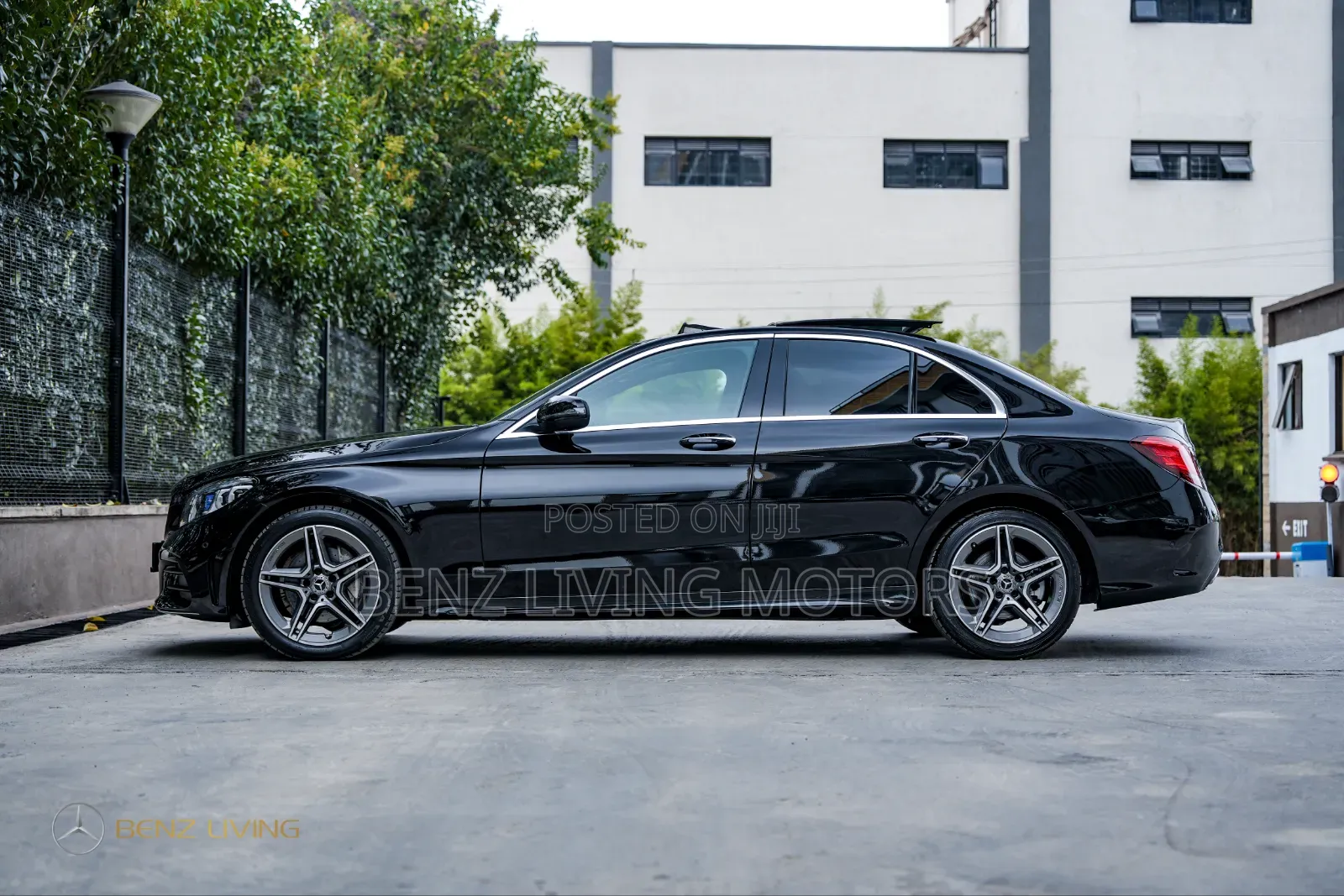 Mercedes-Benz C200 2019 Black