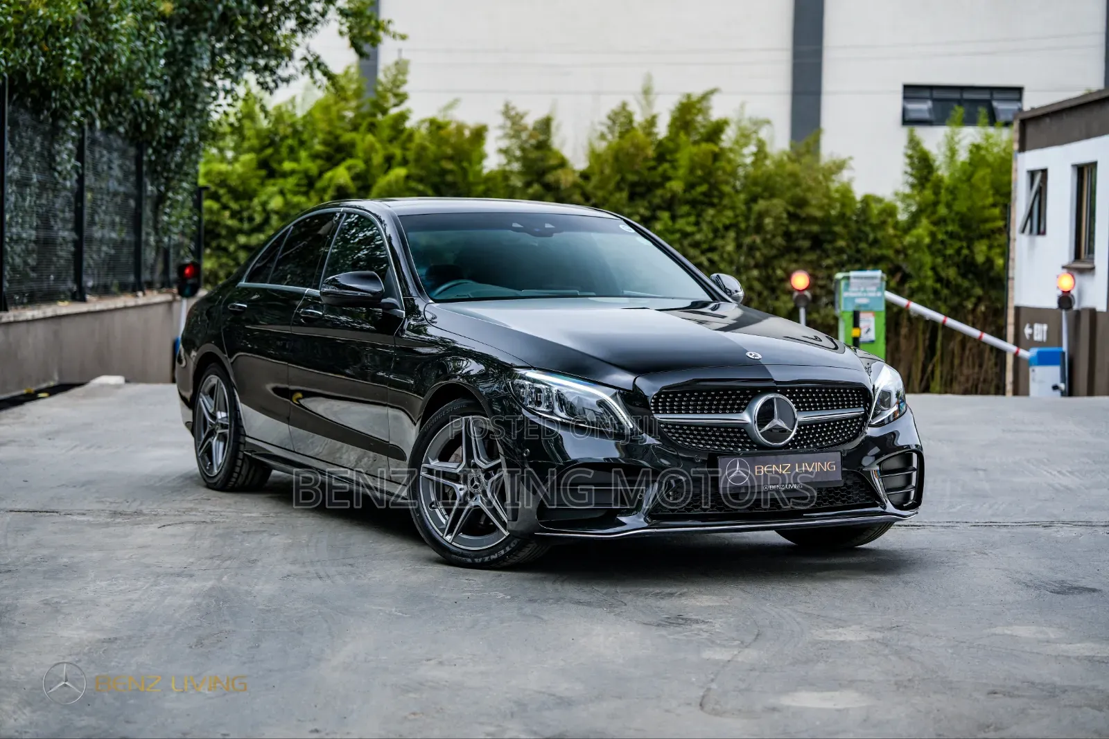 Mercedes-Benz C200 2019 Black