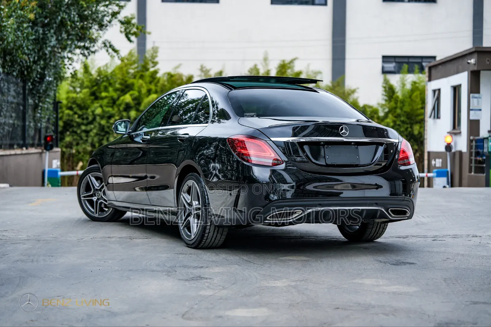 Mercedes-Benz C200 2019 Black