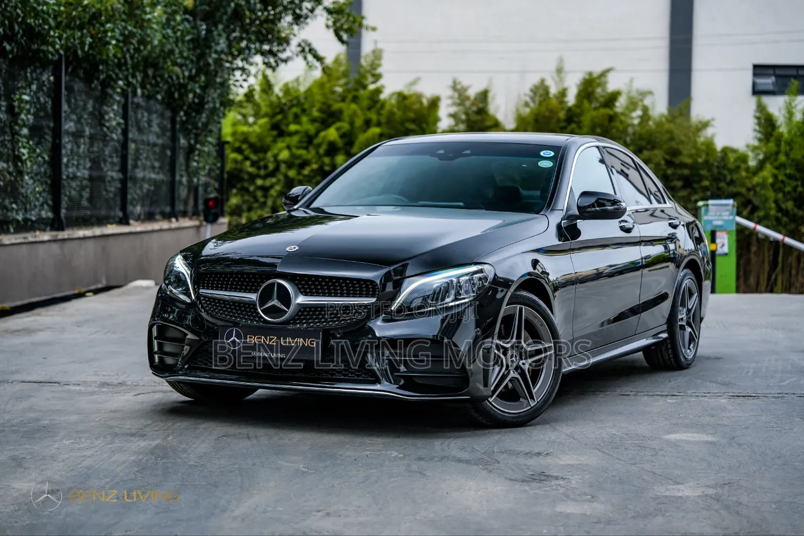 Mercedes-Benz C200 2019 Black