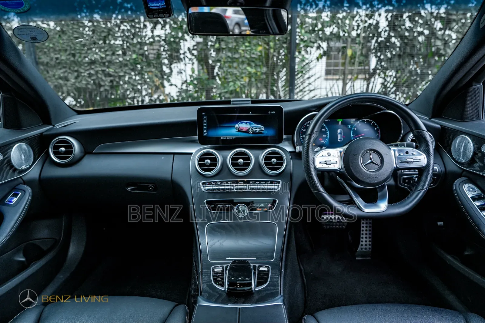 Mercedes-Benz C200 2019 Black