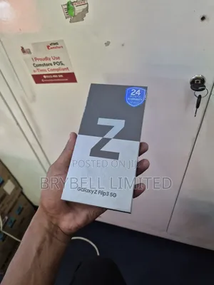 New Samsung Galaxy Z Flip3 5G 256 GB Purple