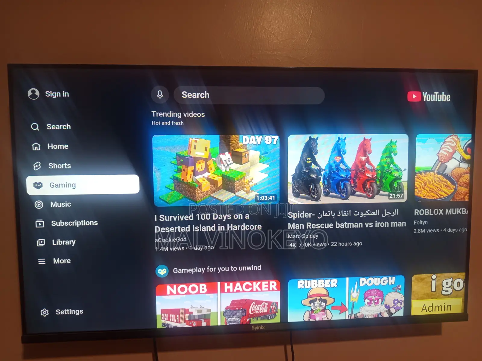 Synix 43" Smart TV