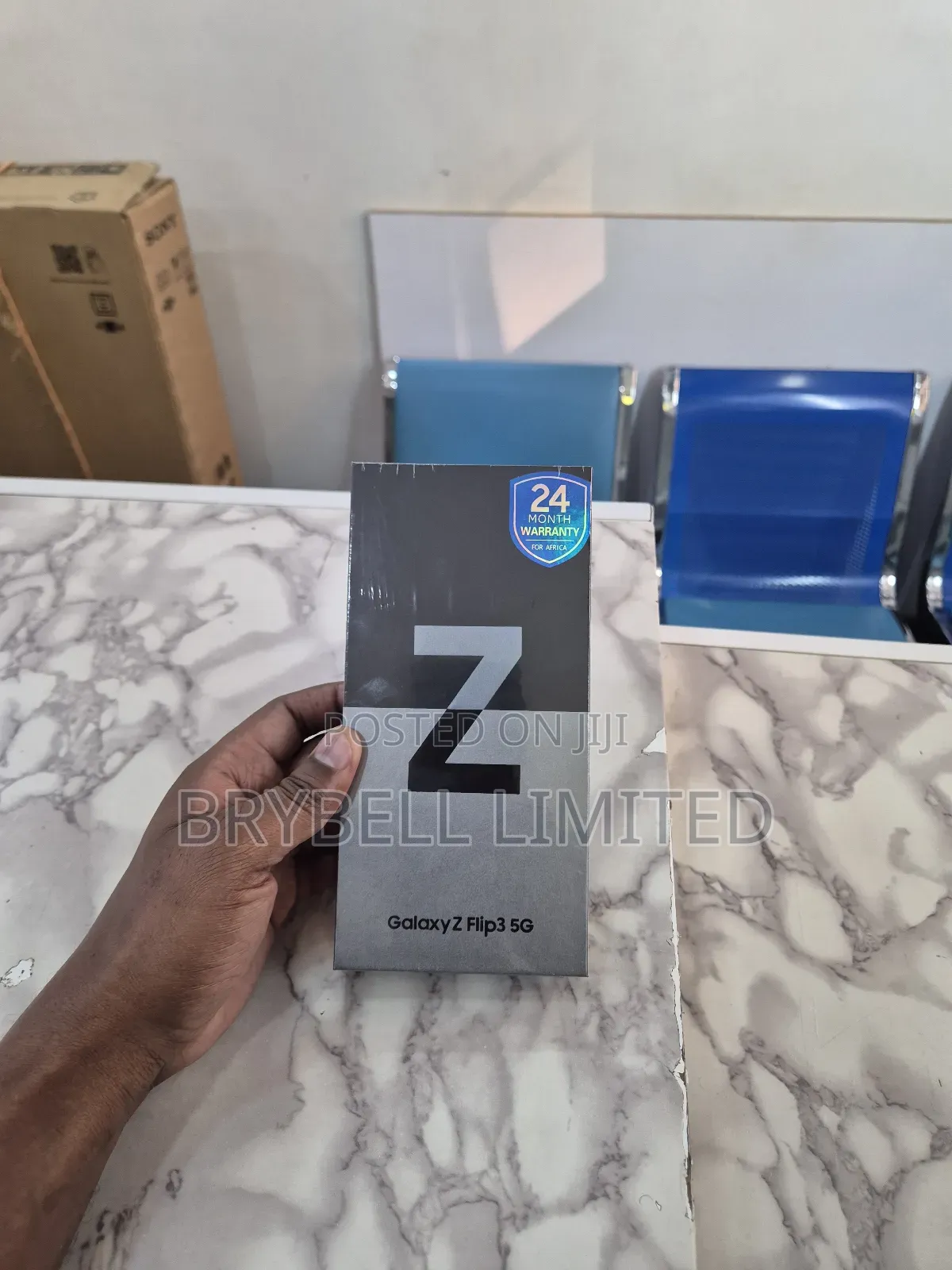 New Samsung Galaxy Z Flip3 5G 256 GB Black