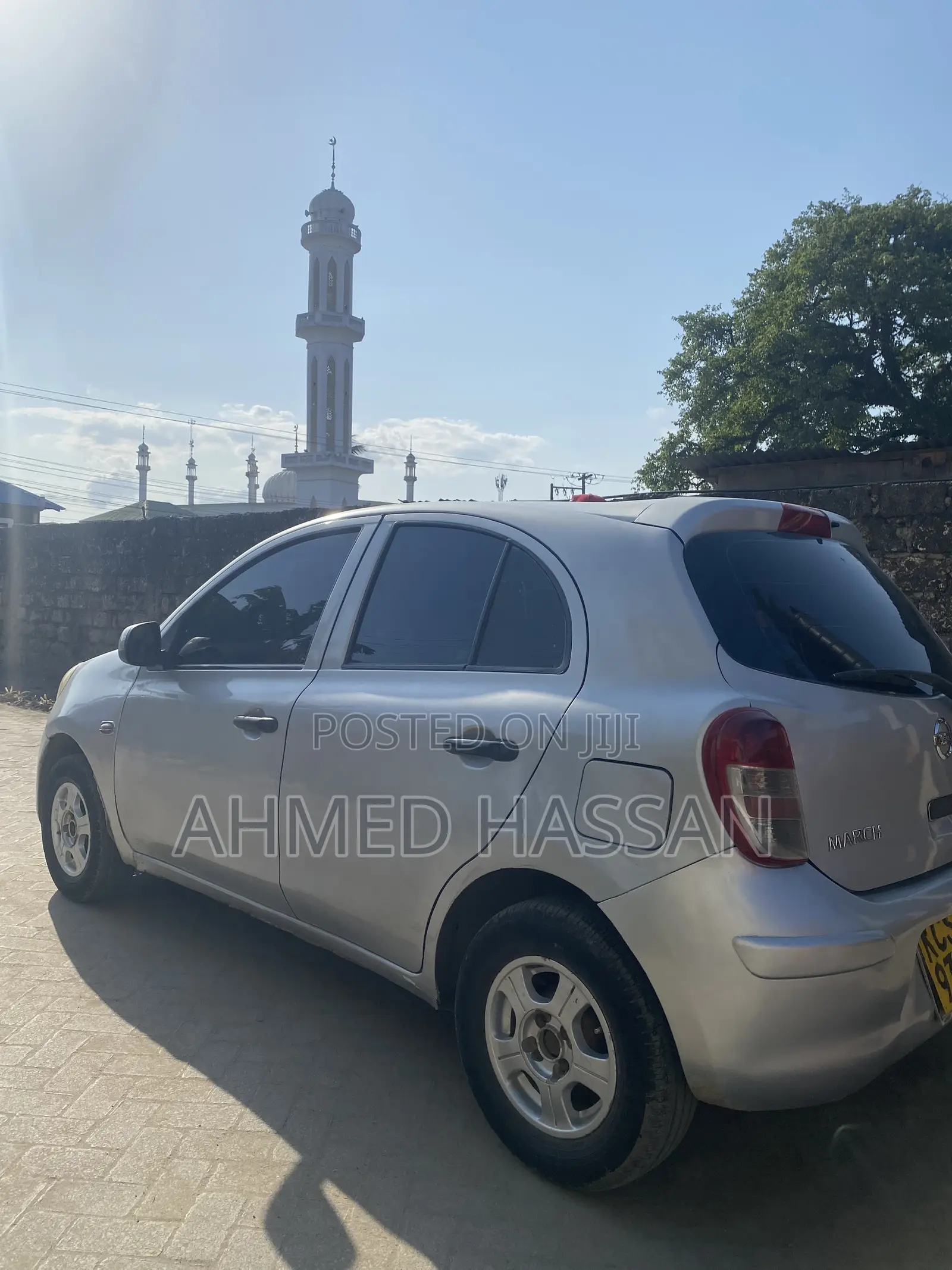 Nissan March 1.2 AWD 2012 Silver