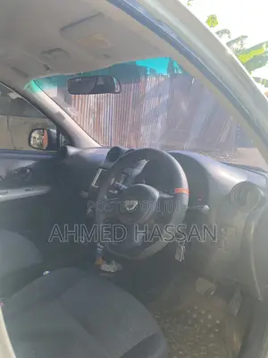 Nissan March 1.2 AWD 2012 Silver