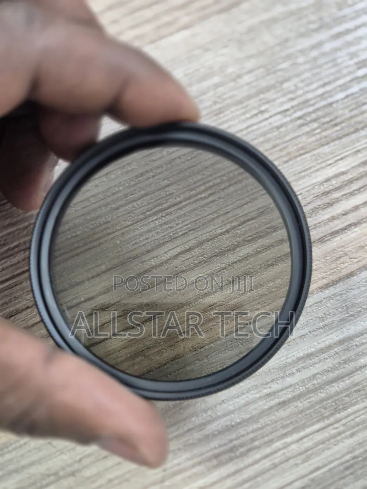 The ZOMEI ABS Ultra Slim ND2-400 (58mm) Clean.