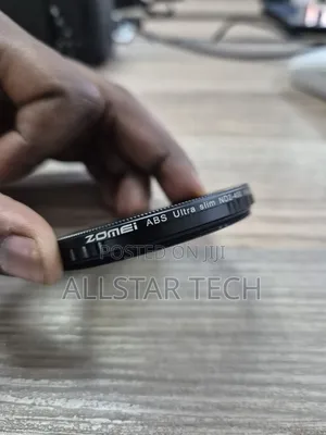 The ZOMEI ABS Ultra Slim ND2-400 (58mm) Clean.