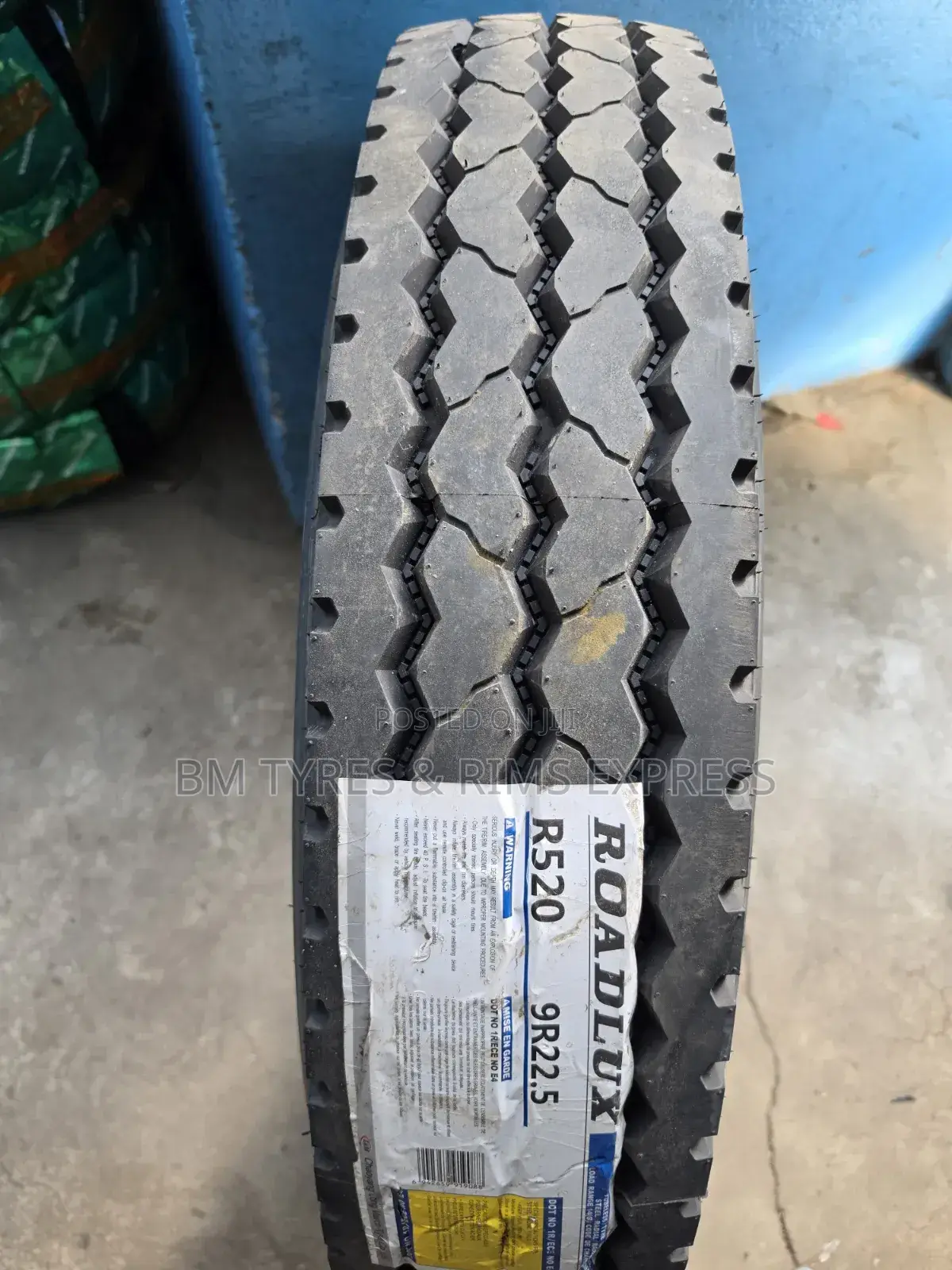 9 R22. 5 Roadlux Tires (Highway)