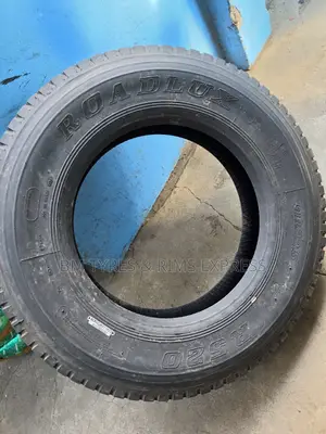 9 R22. 5 Roadlux Tires (Highway)