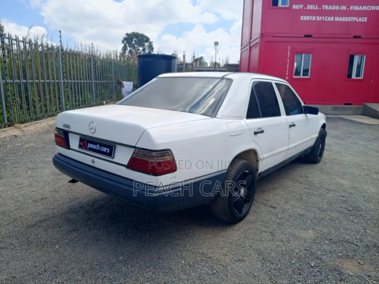 Mercedes-Benz E200 1986 White
