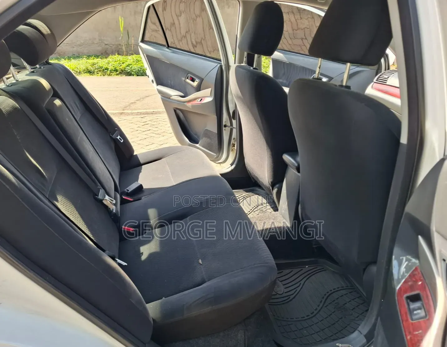 Toyota Premio 2012 White