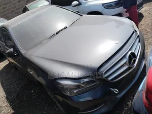 Mercedes-Benz E220 2013 Black