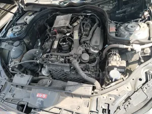 Mercedes-Benz E220 2013 Black