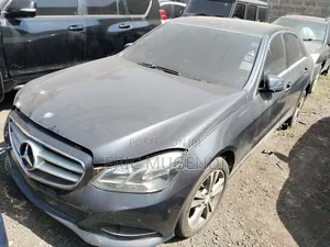 Mercedes-Benz E220 2013 Black