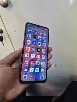Oppo A18 128 GB Black