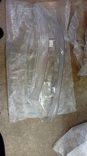 Honda Odyssey 2008-2013 Headlight Lens Available