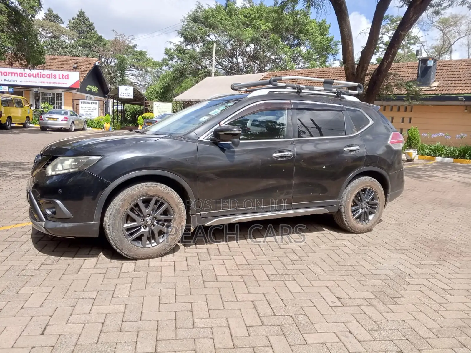 Nissan X-Trail 2015 Black